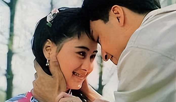 罗刚郝蕾近期视频,罗刚郝蕾全家