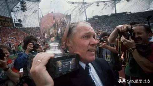 世界杯小历史,1990年世界杯F组篇,荷兰再内讧?无奈平埃及