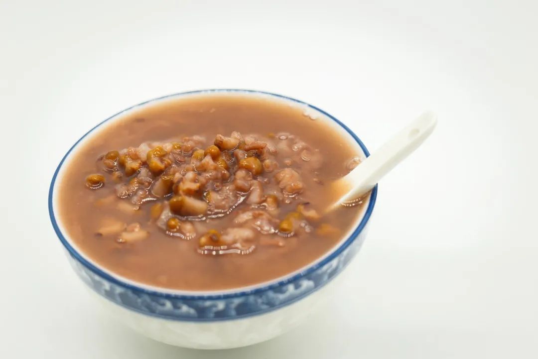 绿豆汤是红色比绿色的好,绿豆汤红色好还是绿色好