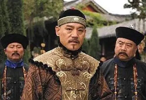 红顶商人胡雪岩经商智慧,红顶商人胡雪岩的经商策略