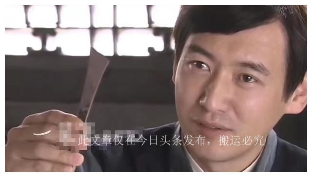 胸罩*点露**，花式泳衣，这些辣眼睛的操作，导演肚子里没一点墨水吗