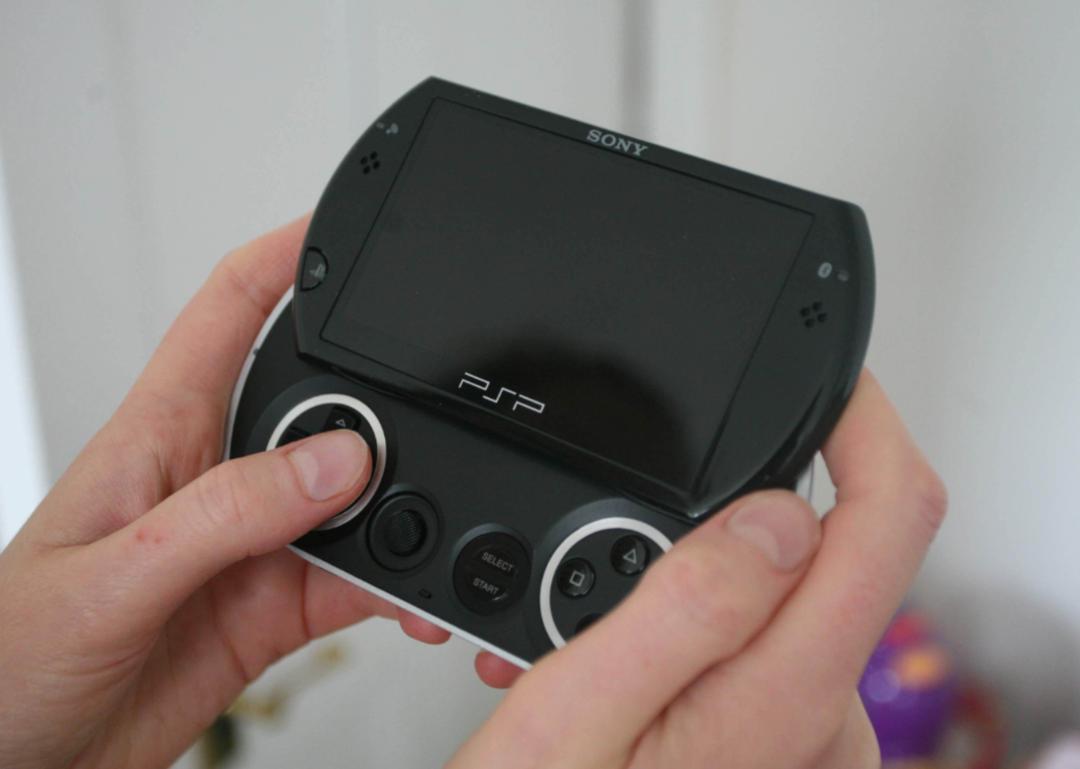 索尼ps游戏机,索尼psp1000游戏机
