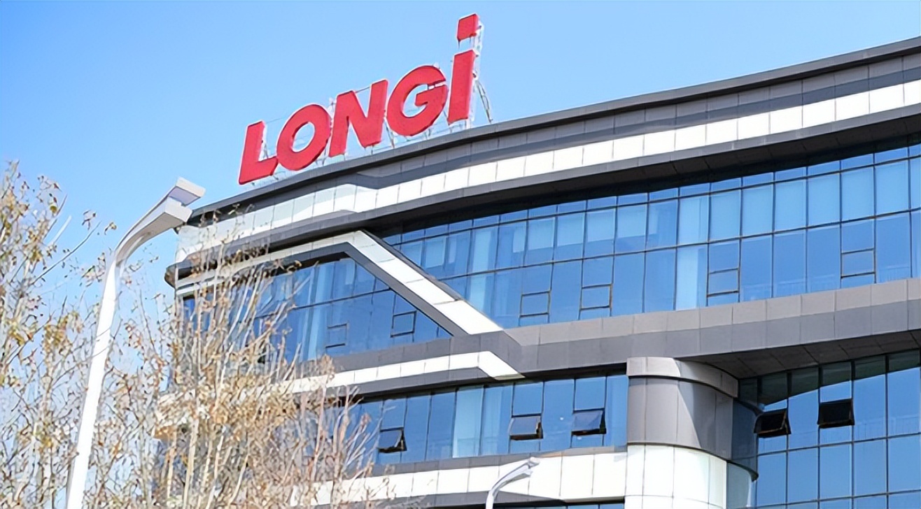 从李振国这60条商业思考，读懂隆基为什么能成为“全球光伏之王”