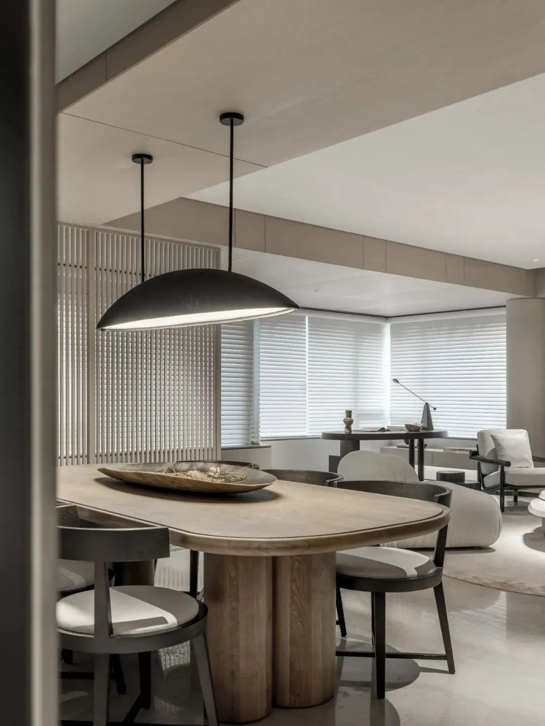 意式极简叠墅轻奢高级感,现代极简主义叠墅