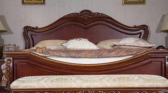 酒店床尾凳干嘛的,酒店客房为什么摆春凳