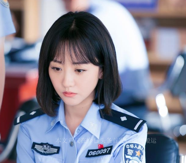 明明油头粉面，却偏要尬演警察，这6位女星演的刑警，真让人难受