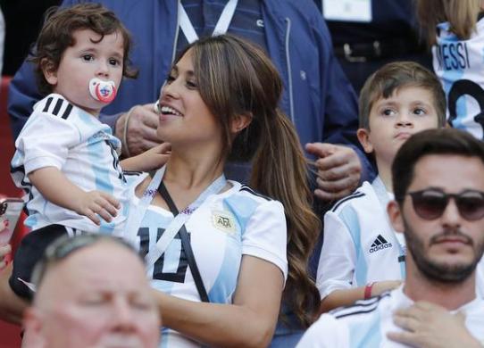 球王梅西有多专情,球王梅西的故事