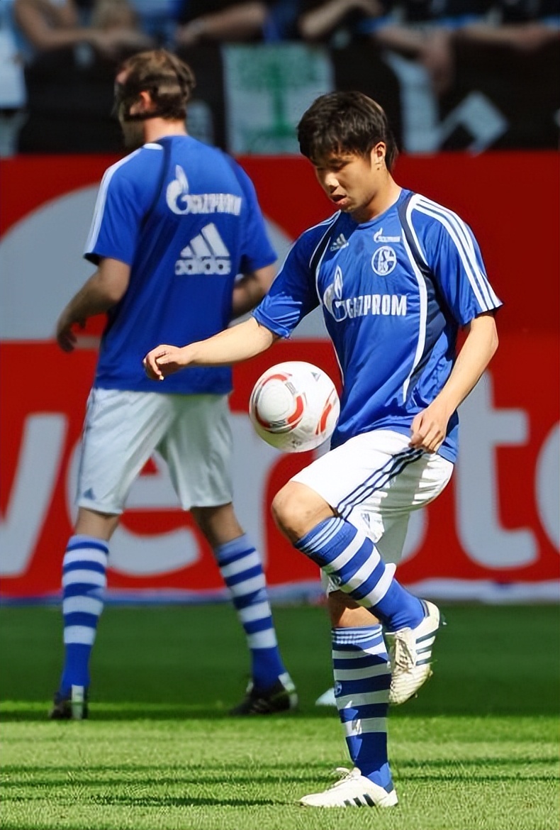 国足主教练被抓新闻报道,国足队长假摔