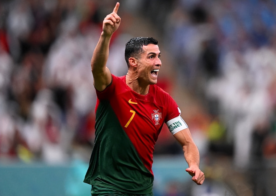 c罗或将转会拜仁是真的吗,c罗现在在沙特联赛哪个队