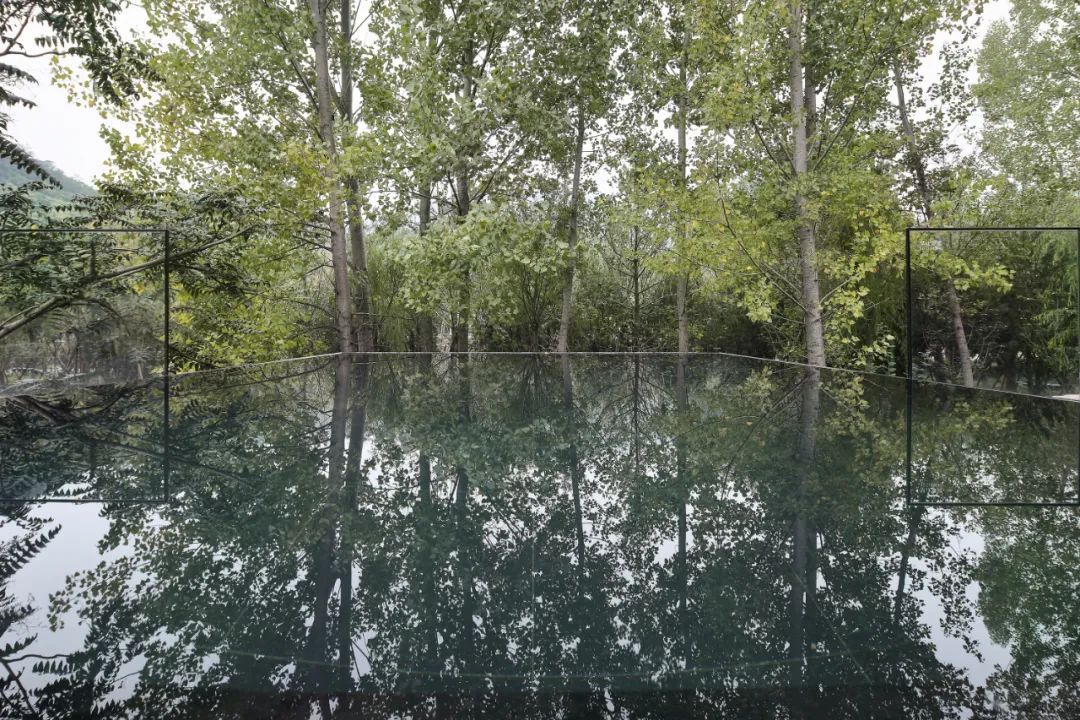 农村自建石头房,农村深山石头房