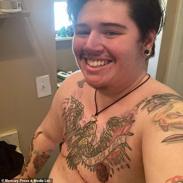 跨性别男人意外怀孕后和新丈夫抚养女儿，打算变性手术前继续生