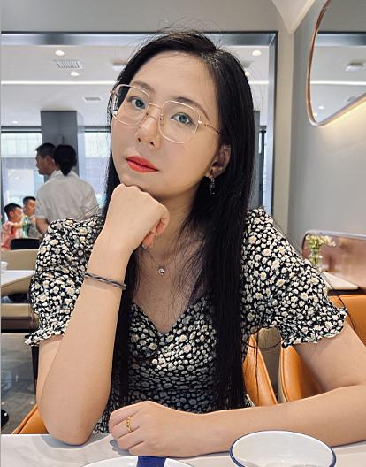 本溪女子在大连换领身份证遭拒,大连换领身份证