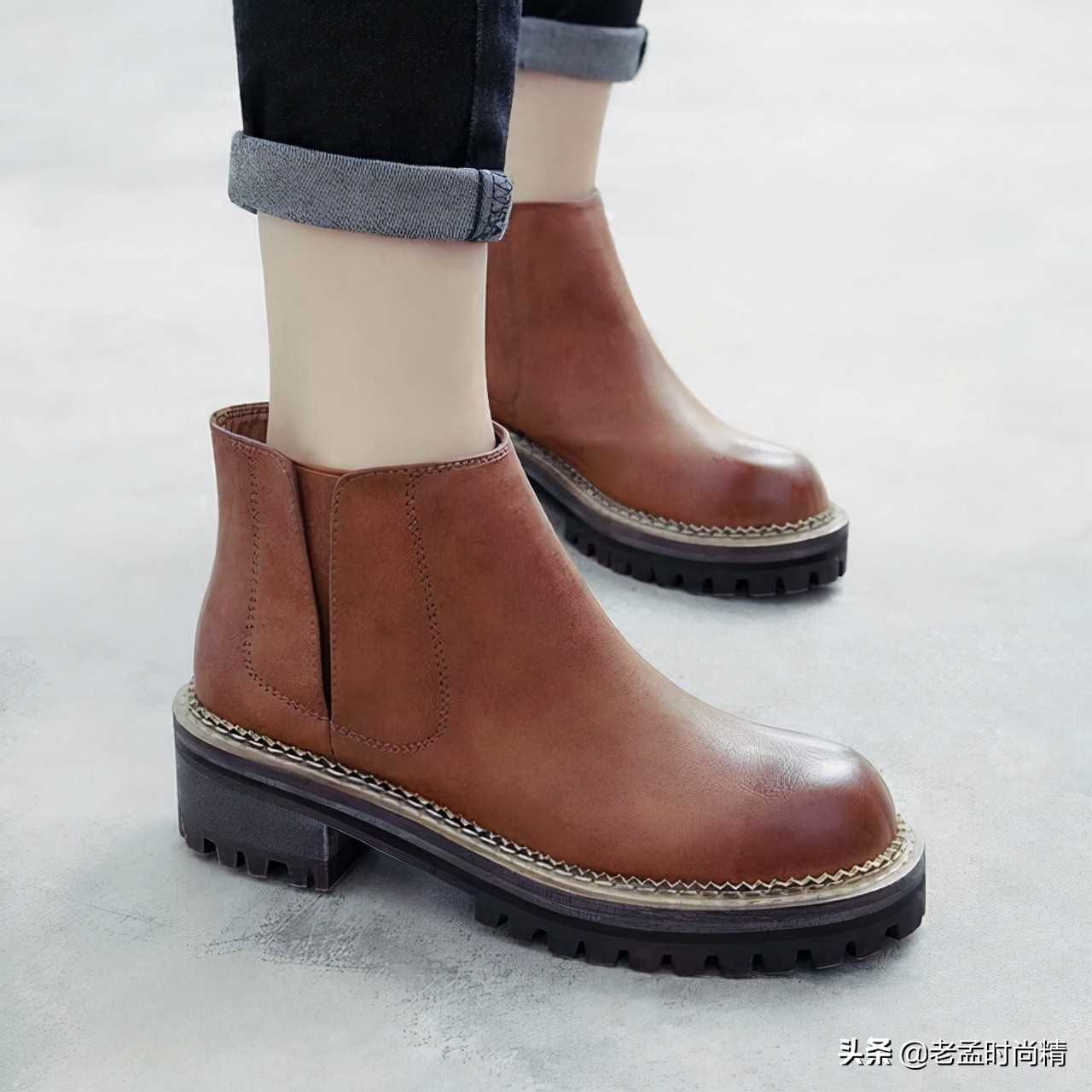 吸汗防臭马丁靴,透气性好的马丁靴