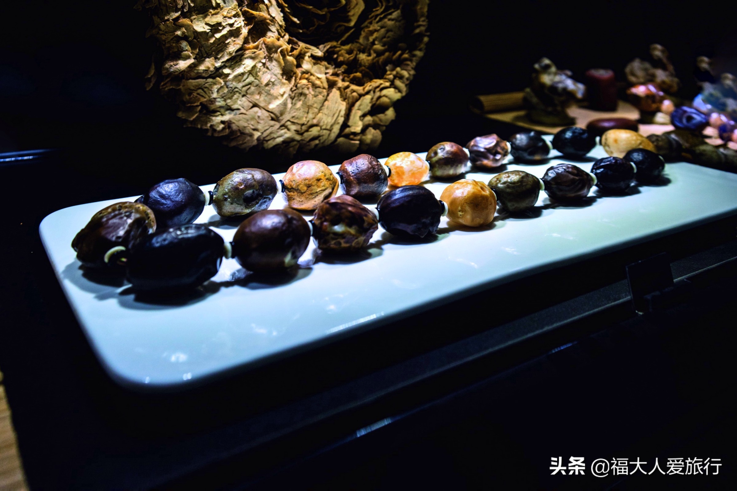 阿拉善玛瑙原石大量出售,阿拉善玛瑙原石出售