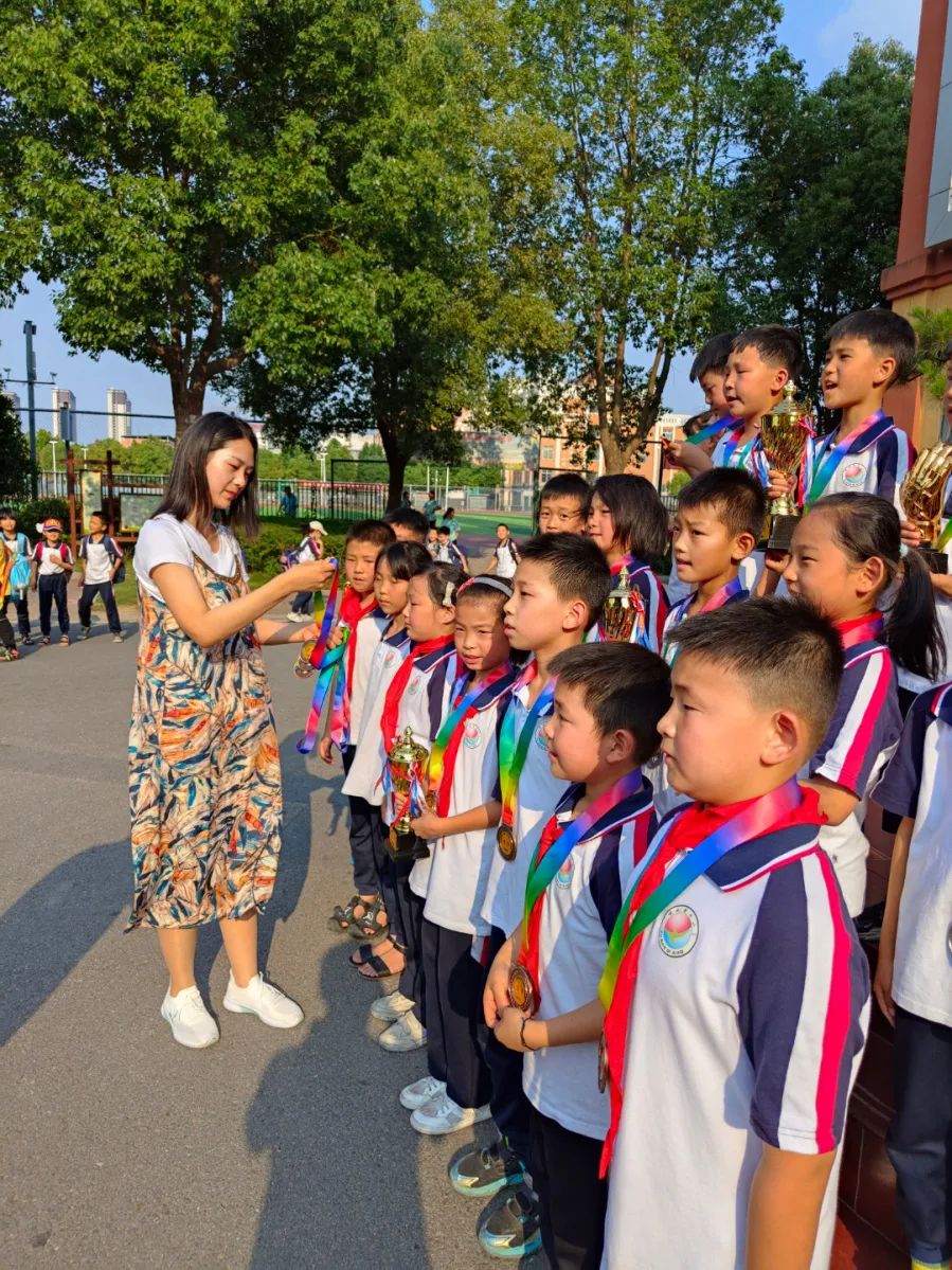 阜南第十七小学足球比赛,阜南县地城镇中心小学足球比赛
