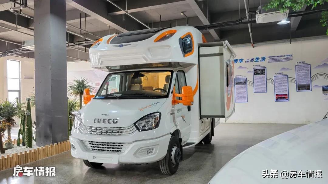 最新款国产六驱重型房车,国产6.5吨房车无拓展