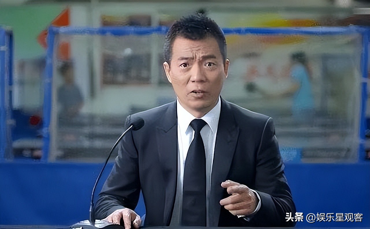 离婚已有16年，如今再婚的他儿女双全，前妻患癌生活困难至今单身