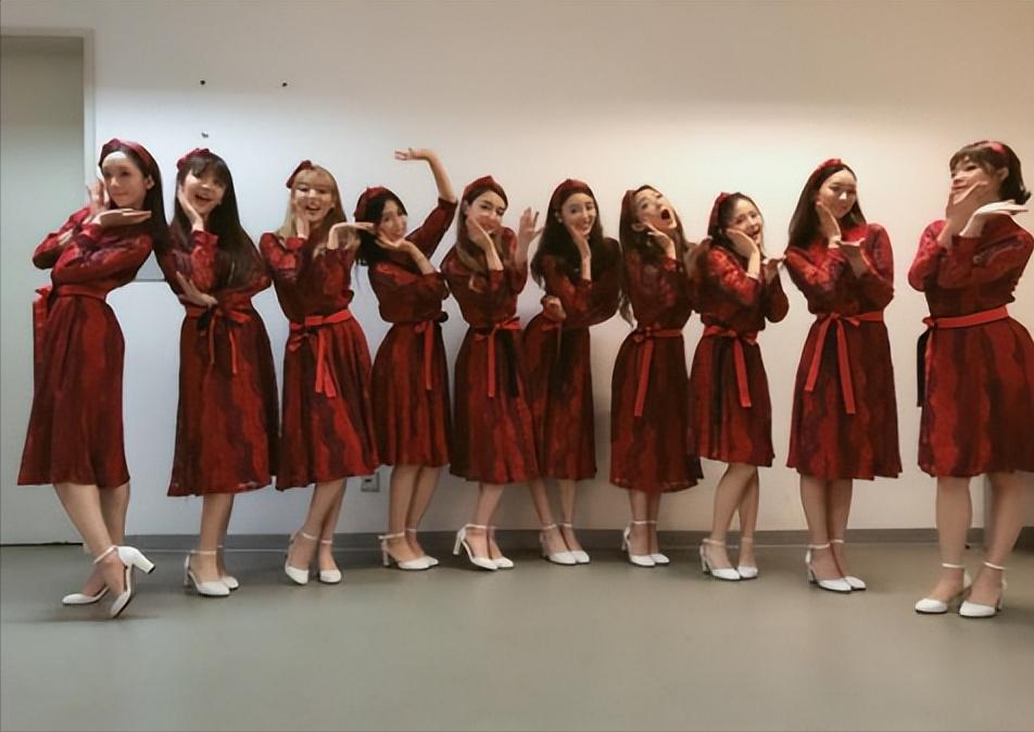 黑红小花张月：质疑整容上位不雅，演绿茶遭网暴，新剧逆转口碑