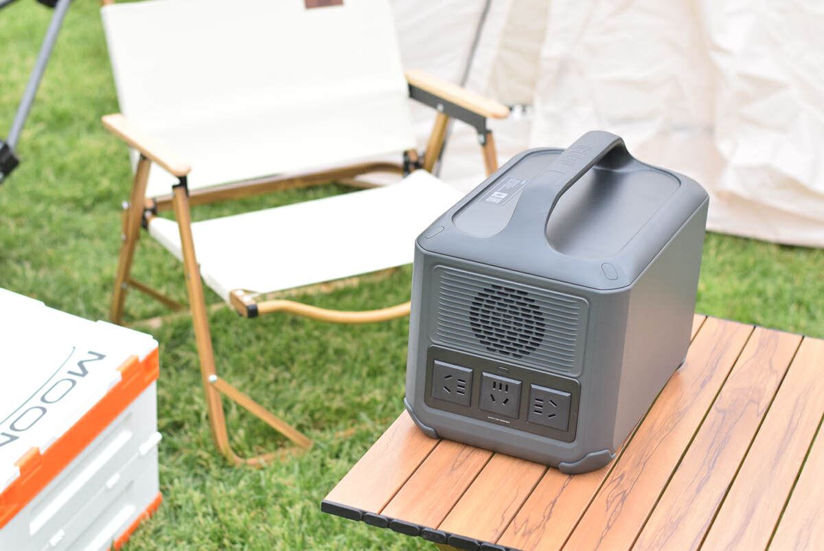 绿联户外电源gs1200实测,露营用户外电源推荐