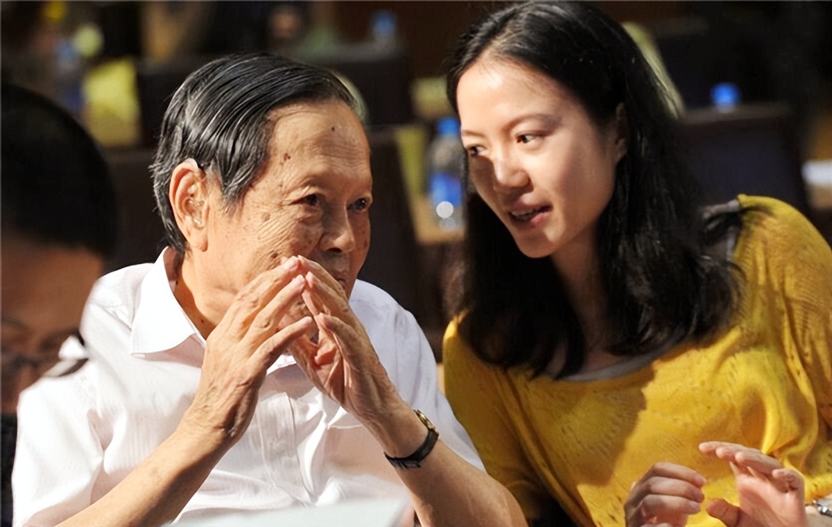 翁帆嫁给杨振宁后父母的态度,翁帆嫁给杨振宁到底值不