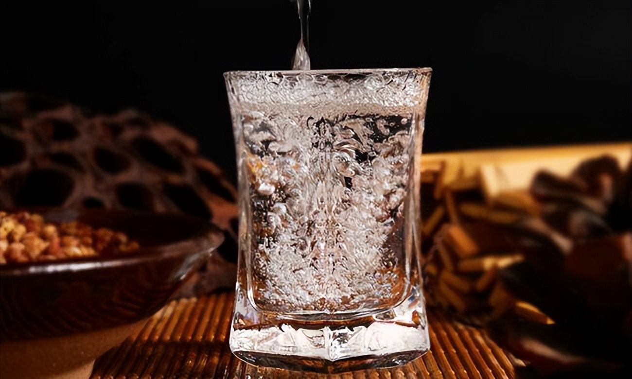 日本飞天茅台酒是真的吗,日本买一瓶53度飞天茅台多少钱