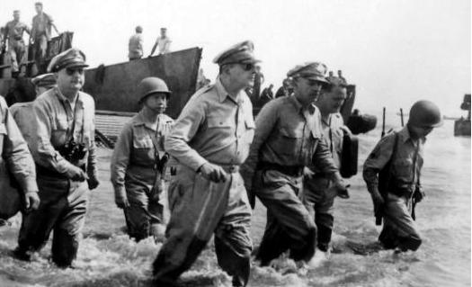 10万志愿军被包围，彭德怀心急如焚，毛主席一封电报直接转危为安