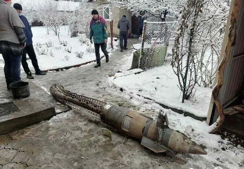 俄军精确打击乌克兰火箭炮,m270火箭炮vs龙卷风