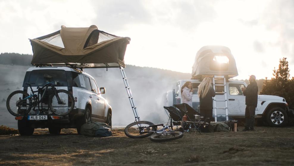 车顶帐篷一样可以开启诗和远方,把房车旅行玩得很精彩!