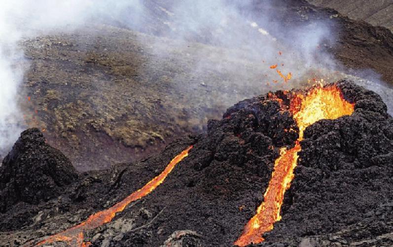 山东发现宝石村：漫山遍野不起眼的碎石头，实际是价值连城蓝宝石