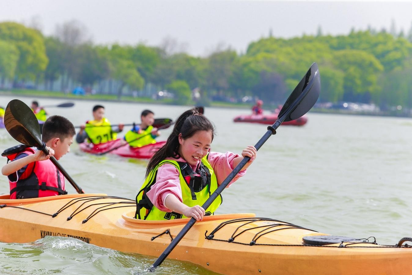 常熟市尚湖赛龙舟,常熟桨板公开赛直播