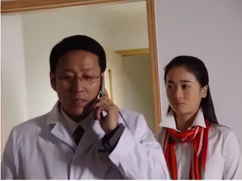 “氧气女神”的桃色往事