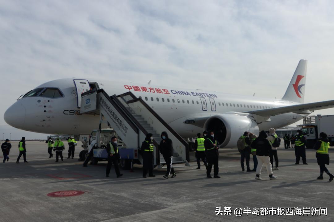 爆燃场面飞机,巨燃视频国内一航班剧烈颠簸下坠