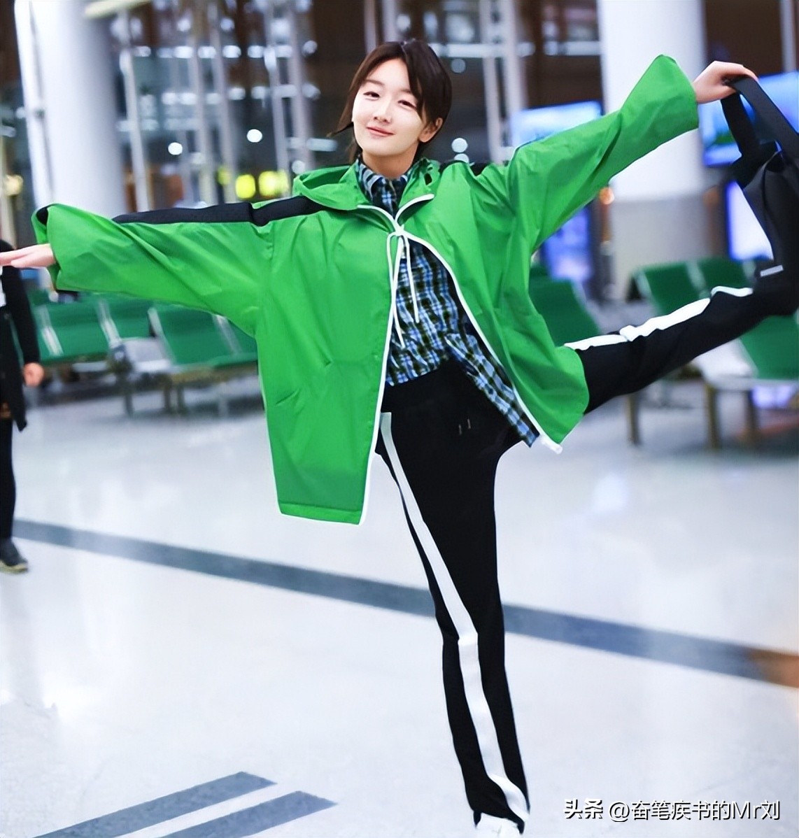 周冬雨被观众炮轰的电影,周冬雨被质疑视频