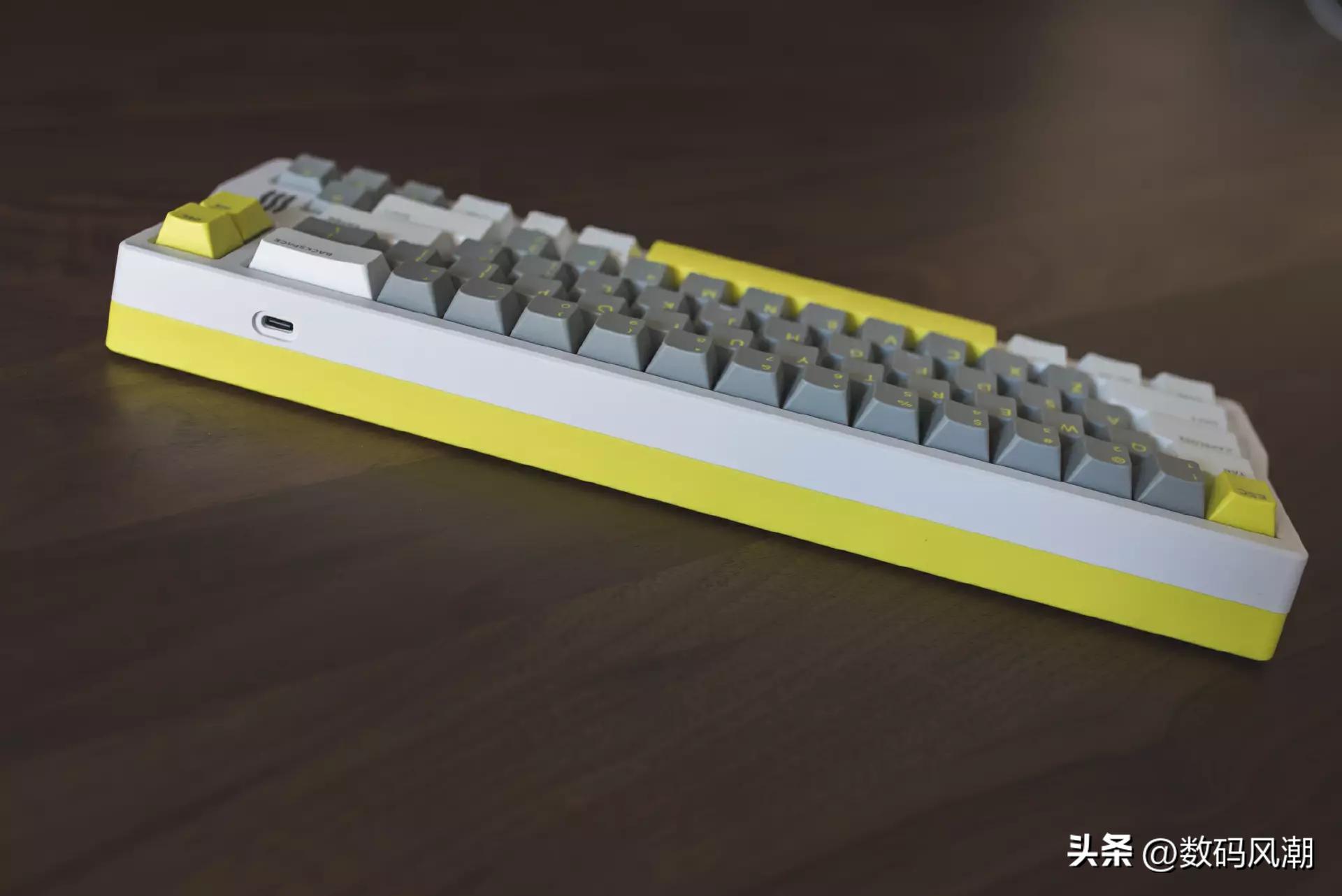 未来赛博美学,这会是客制化亲民的开始?IQUNIXQ66银迹上手详评