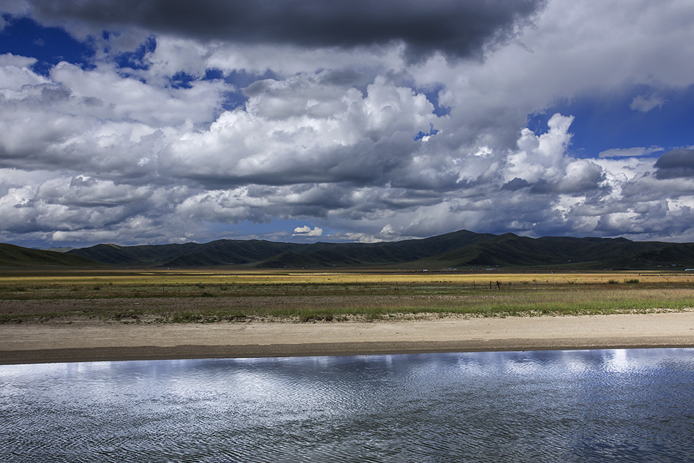 西部大草原旅游攻略,四川红原大草原自驾旅游攻略