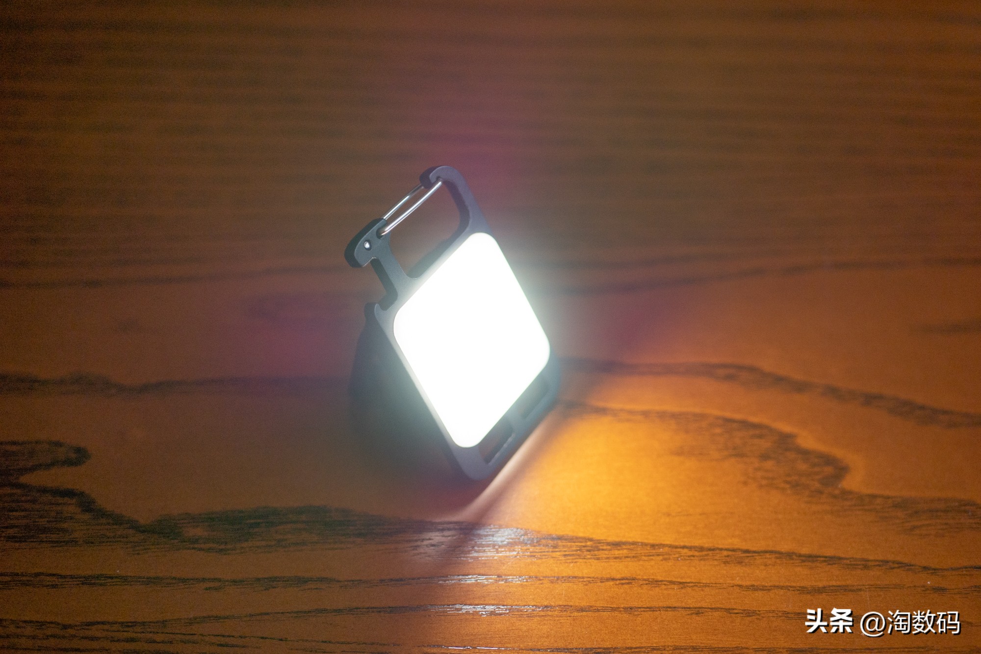 开酒瓶钥匙扣挂件最新款,开啤酒瓶钥匙扣挂件