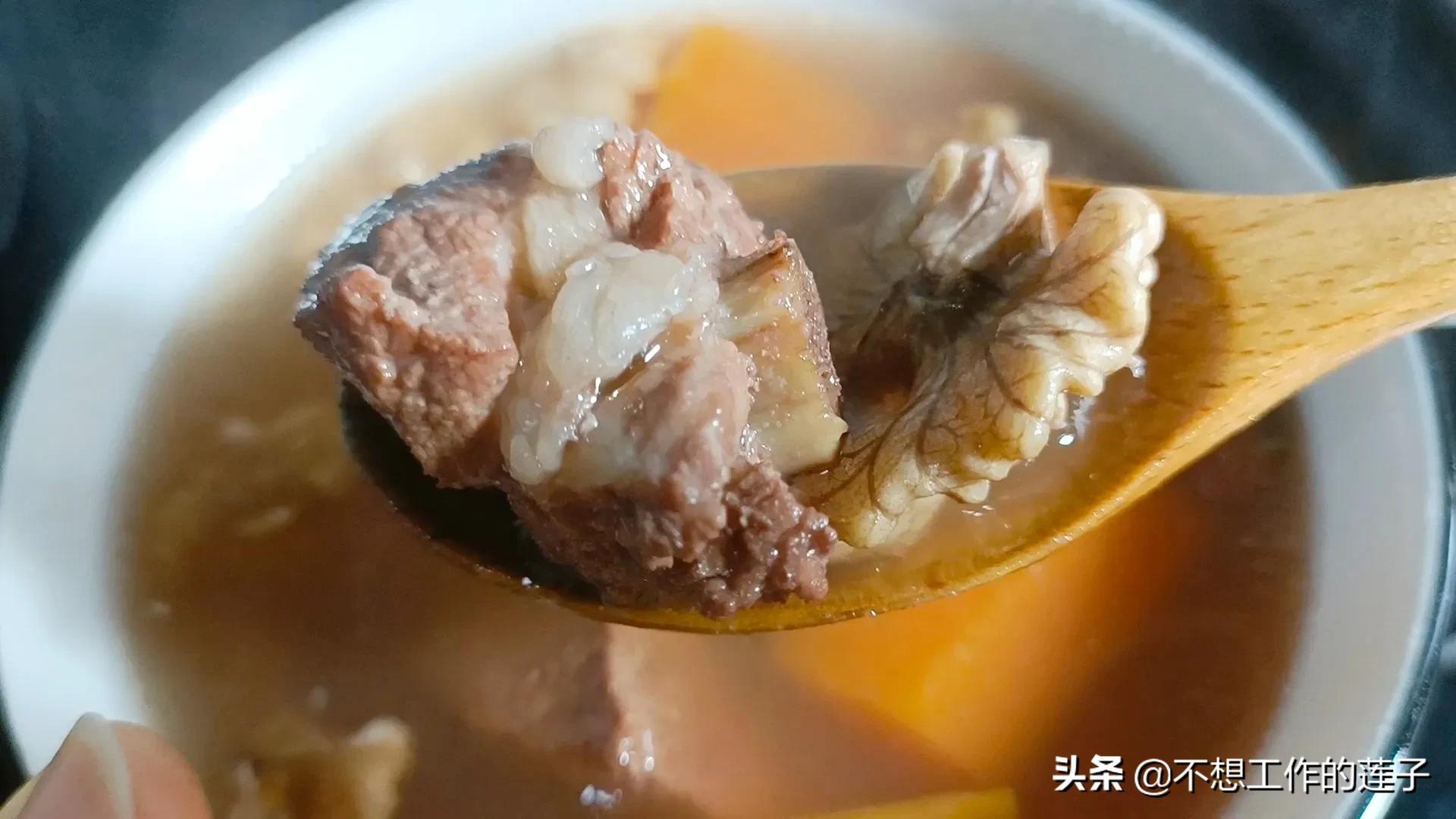 夏季弄什么汤给小孩喝营养又健康,夏季多给孩子喝这些汤美味又营养