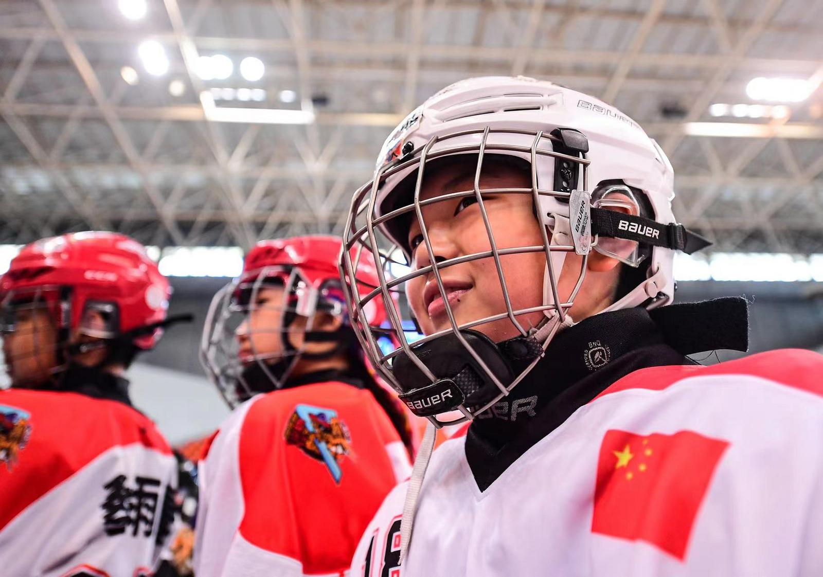 冰球比赛热场,沈阳冰球比赛2024