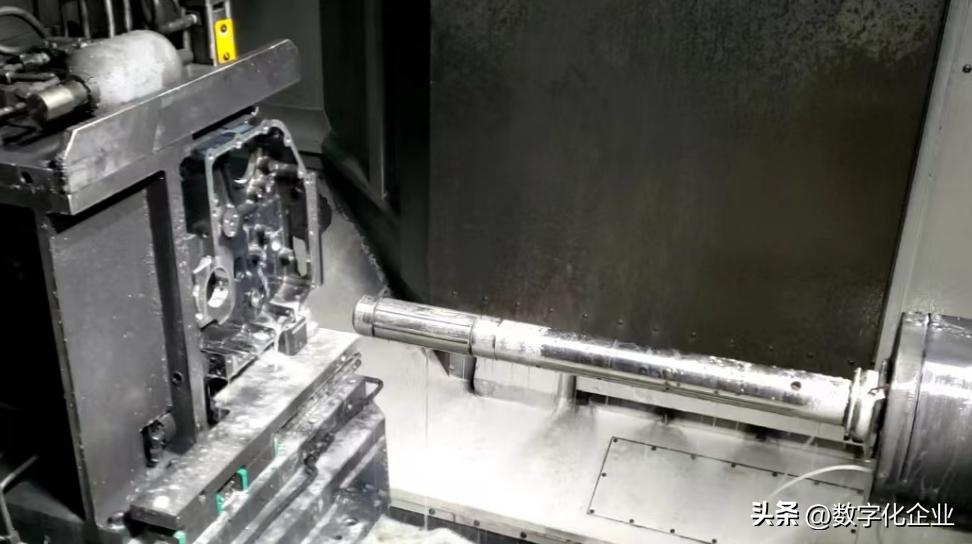 汽车的零件基本结构,汽车的零部件都是怎么加工的