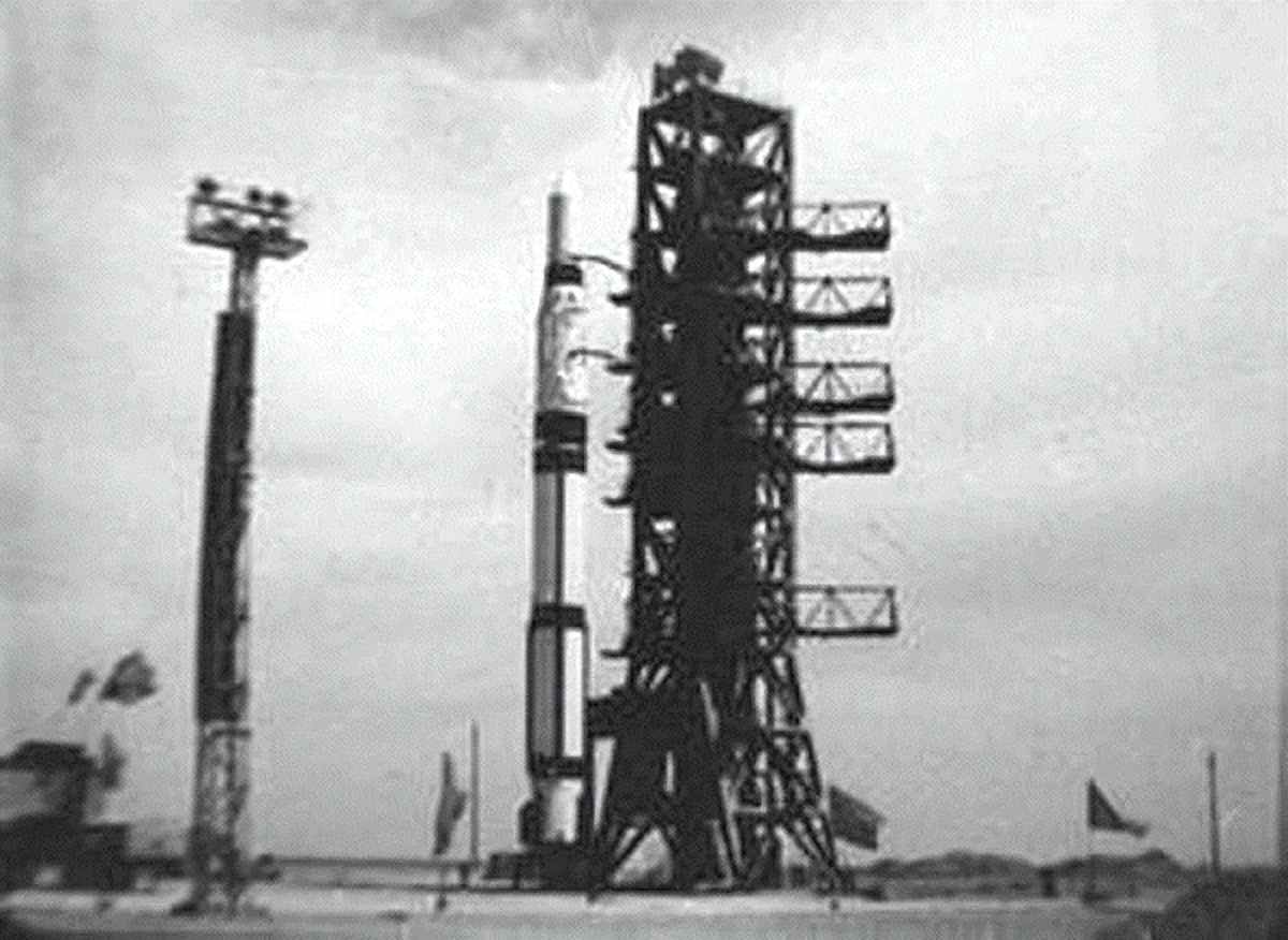 东方红一号是啥时候研制成功的,五十年后东方红一号