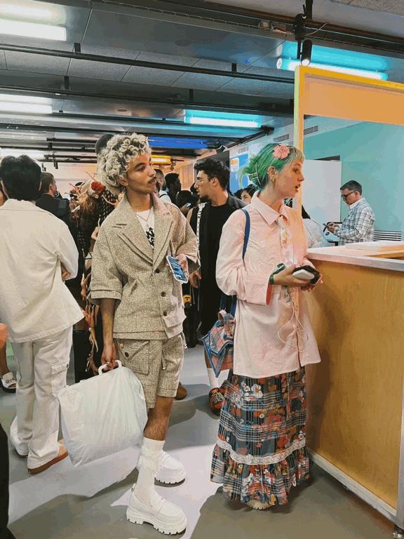 2023春夏男装时装周celine,2019年潮流男装穿搭