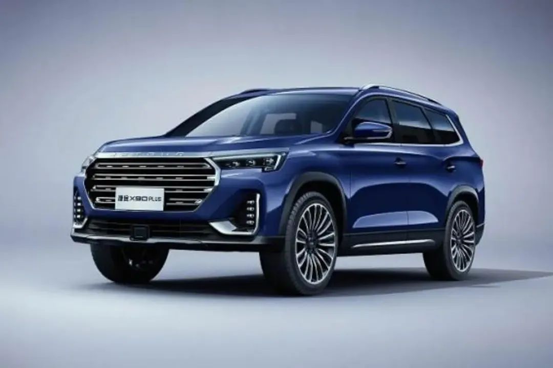 实力不输汉兰达配国六227马力引擎,车长近5米标配9at完胜汉兰达