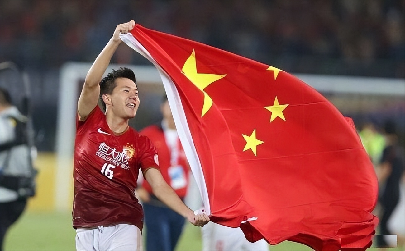 拿钱就能砸出芯片?中国男足笑而不语