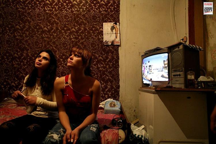 “性”是生活，也是工作：捷克为什么成了色情大国？