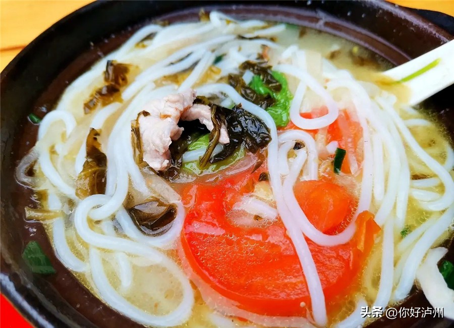 生意好到爆的夜宵店,老城区生意火爆的夜宵店