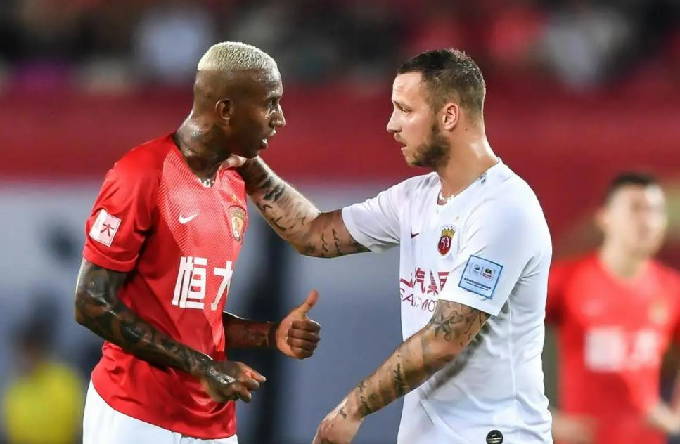 中国足球雪上加霜的视频,中国足球雪上加霜