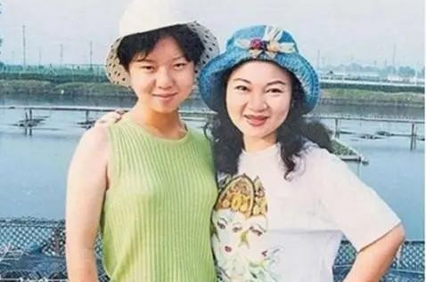 白冰冰黄子佼,白冰力挺黄子佼