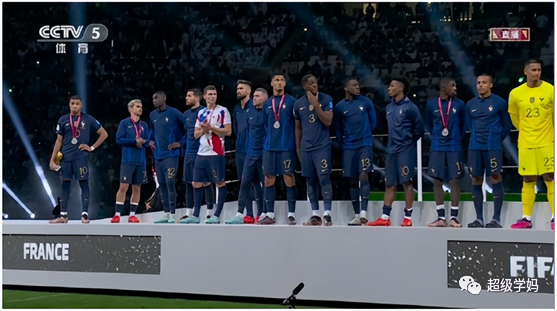 足球令人热血沸腾的比赛跌宕起伏,足球的魅力不止于比赛