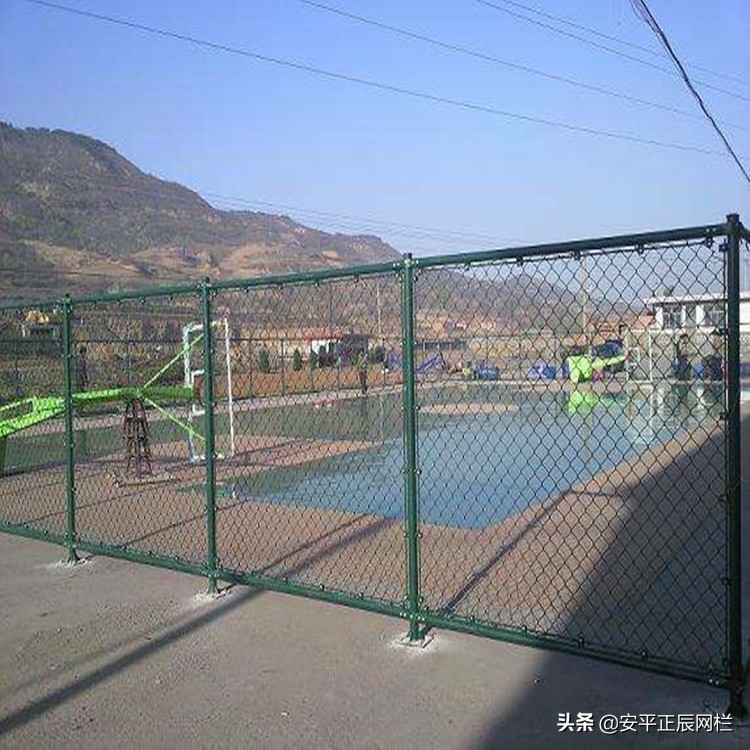 篮球场围网各种规格定制,篮球场专用球场围网哪里找