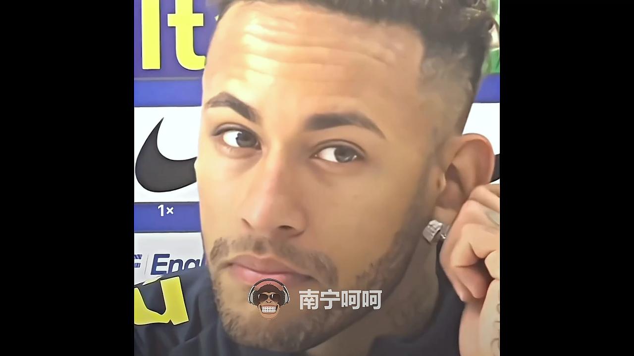 巴西一哥历史最高转会费,世界足坛第一个身价过亿的是谁